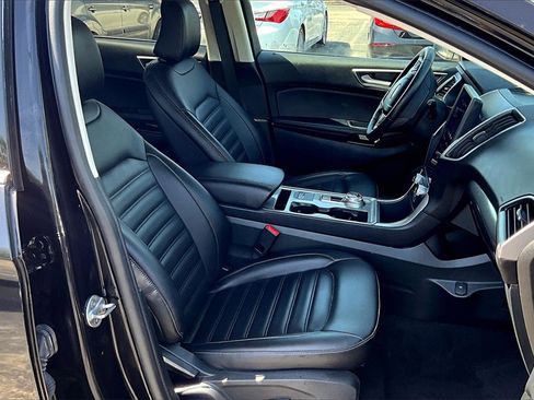 Used 2024 Ford Edge SEL image 23