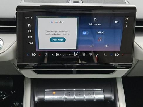 New 2026 Lincoln Nautilus Premier image 13