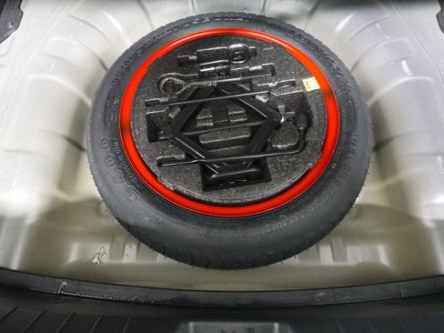 Used 2018 Hyundai Elantra Sport image 27