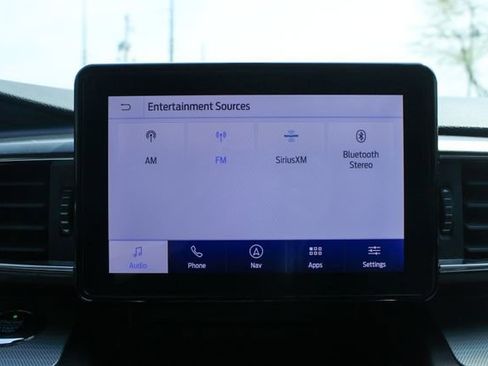 Used 2020 Ford Explorer XLT w/ Equipment Group 202A image 20