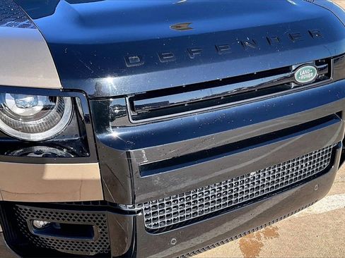 Used 2022 Land Rover Defender 110 X image 29