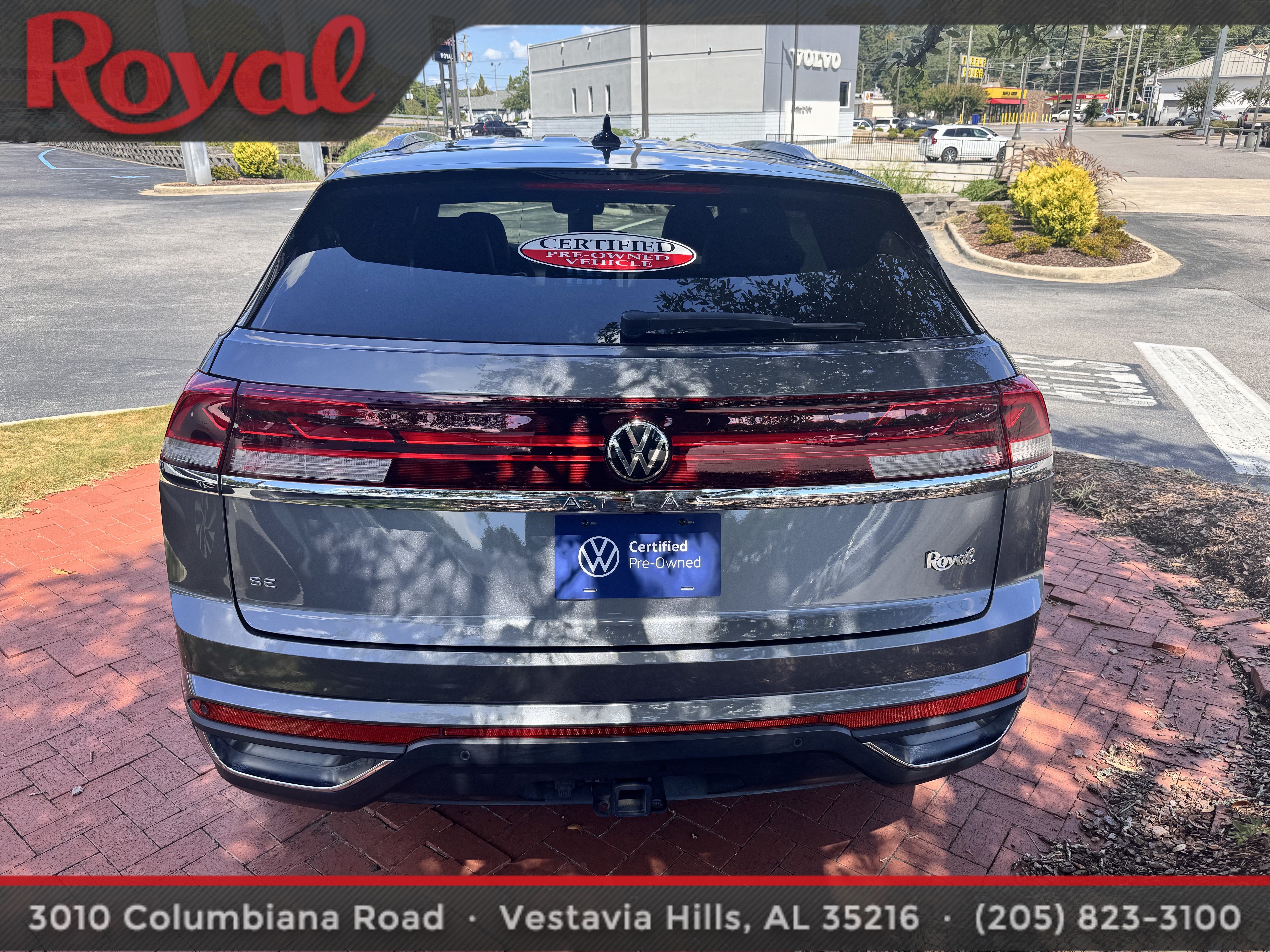 Certified 2024 Volkswagen Atlas Cross Sport SE FWD image 7