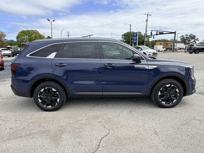 Certified 2025 Kia Sorento S
