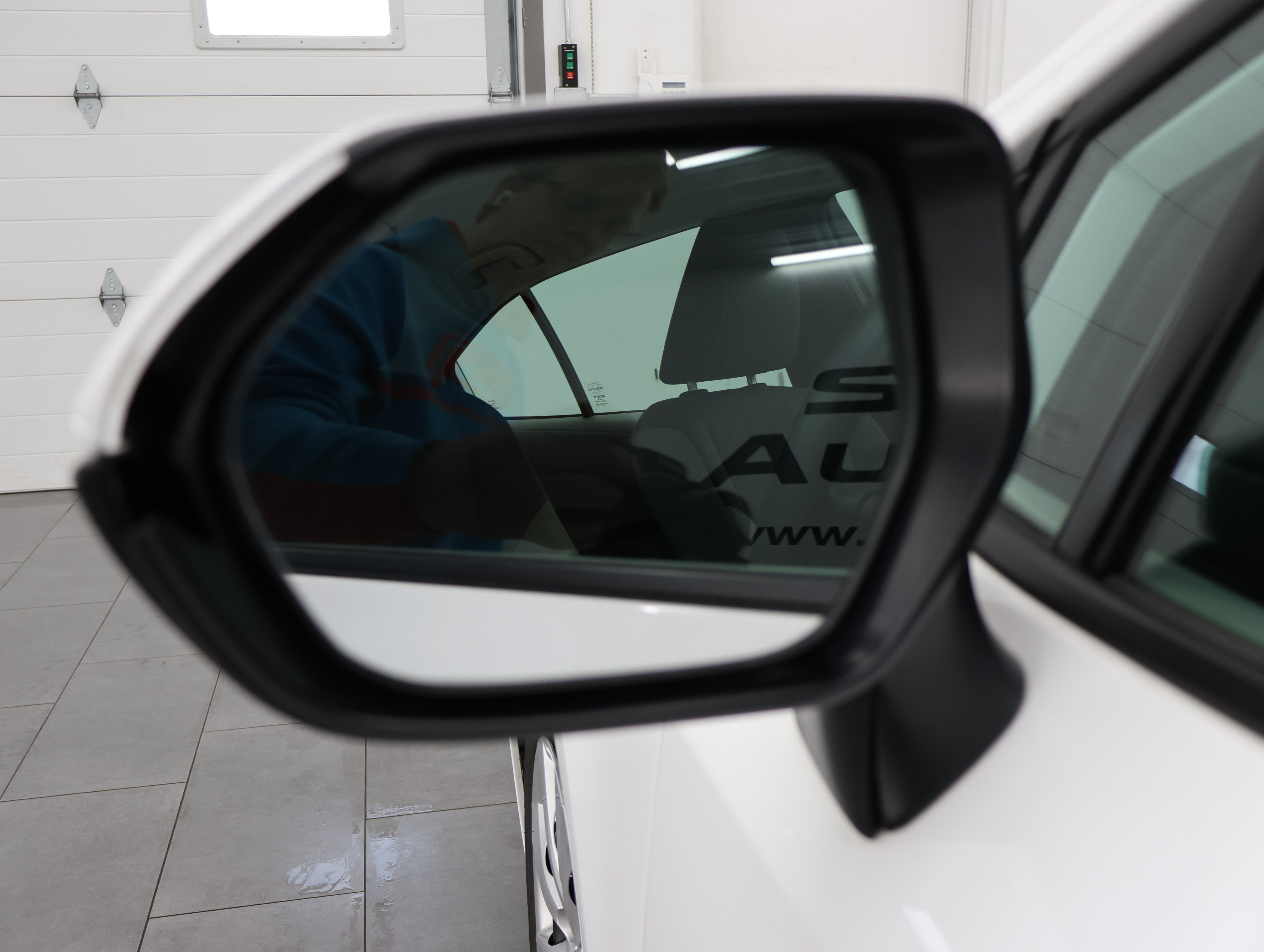 Used 2024 Toyota Corolla LE FWD image 34