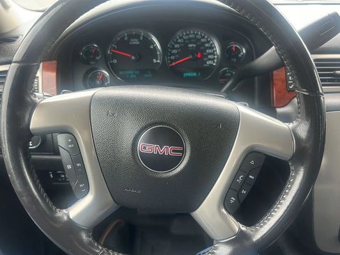 Used 2013 GMC Sierra 2500 SLT w/ SLT Convenience Package image 17