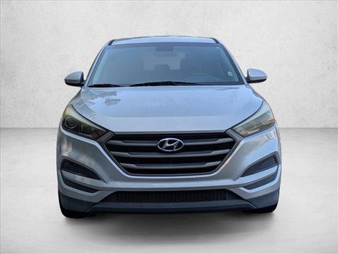 Used 2016 Hyundai Tucson SE FWD image 2