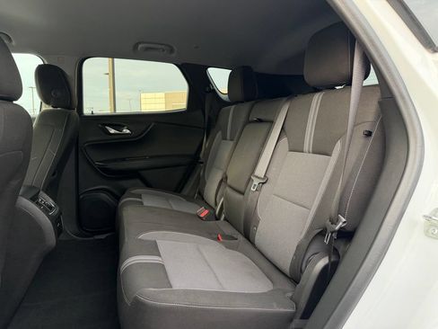 Used 2025 Chevrolet Blazer LT FWD image 26