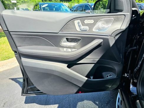 New 2026 Mercedes-Benz GLS 450 4MATIC image 19