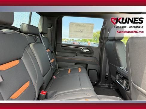 New 2026 GMC Sierra 2500 AT4 w/ AT4 Premium Plus Package AWD/4WD image 38