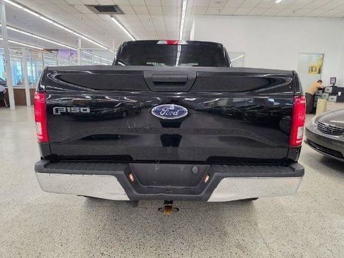 Used 2017 Ford F150 XLT AWD/4WD image 6