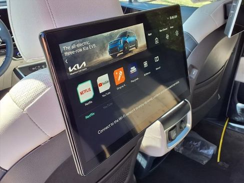 New 2026 Kia Carnival SX Prestige image 27