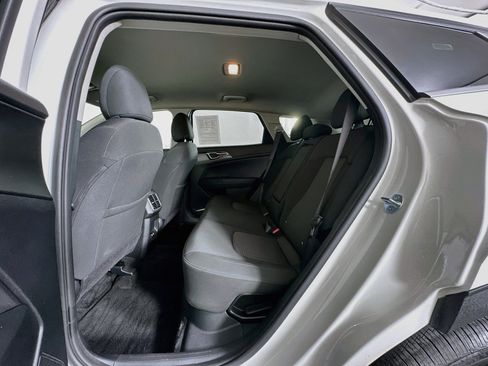 Used 2026 Kia Sportage LX FWD image 27