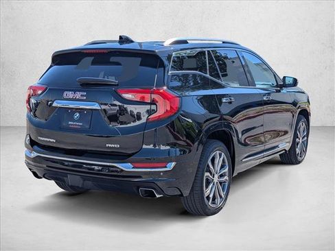 Used 2018 GMC Terrain Denali w/ Advanced Safety Package AWD/4WD image 5