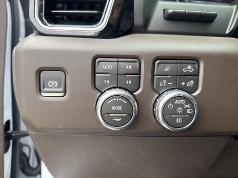 New 2026 GMC Sierra 1500 Denali w/ Denali Reserve Package AWD/4WD image 20