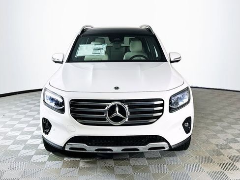 New 2026 Mercedes-Benz GLB 250 4MATIC image 2
