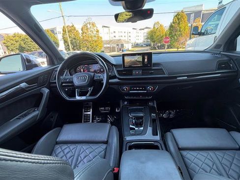 Used 2018 Audi SQ5 Prestige w/ Prestige Package AWD/4WD image 22