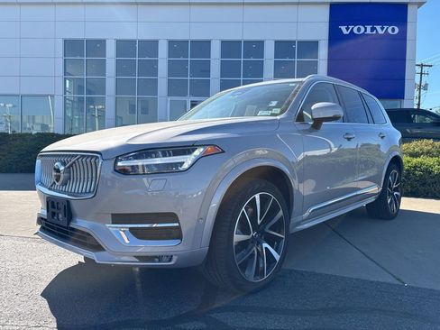 Used 2024 Volvo XC90 B5 Plus w/ Protection Package Premier AWD/4WD image 40