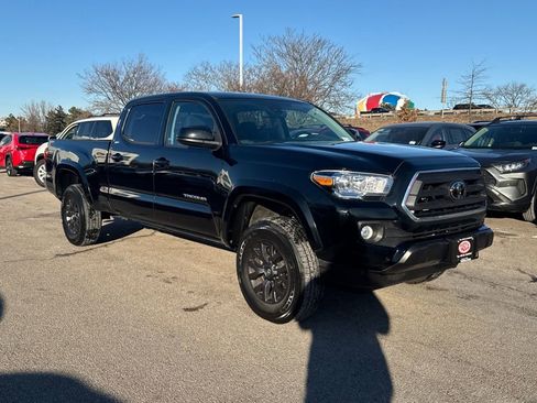 Used 2023 Toyota Tacoma 4x4 Double Cab image 10