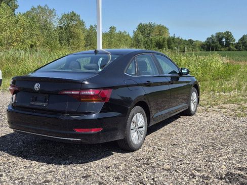 Used 2019 Volkswagen Jetta S FWD image 3