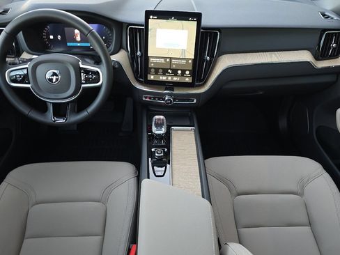 Used 2026 Volvo XC60 B5 Plus w/ Protection Package Premier AWD/4WD image 12