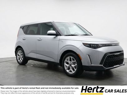 Used 2025 Kia Soul LX w/ LX Technology Package