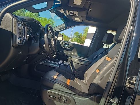 Used 2020 GMC Sierra 1500 AT4 w/ AT4 Premium Package AWD/4WD image 11