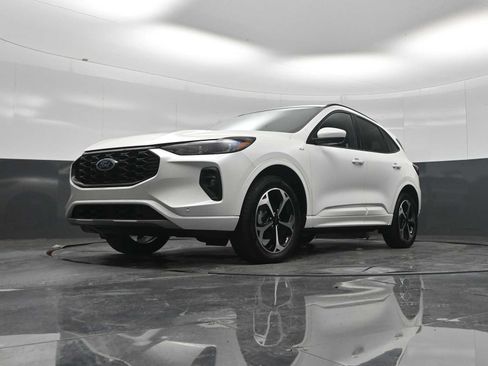 Certified 2025 Ford Escape ST-Line Elite w/ Premium Technology Package AWD/4WD image 57