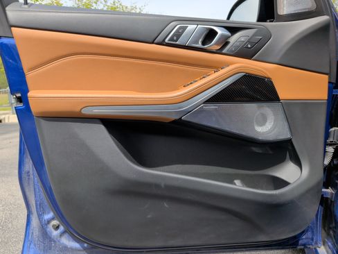 Used 2024 BMW X5 M60i w/ Executive Package image 27