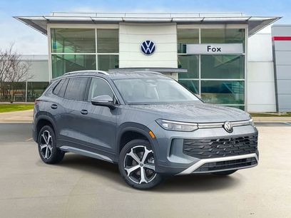 New 2026 Volkswagen Tiguan SE