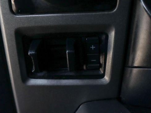 Used 2020 Ford F150 Raptor w/ Equipment Group 802A Luxury image 40