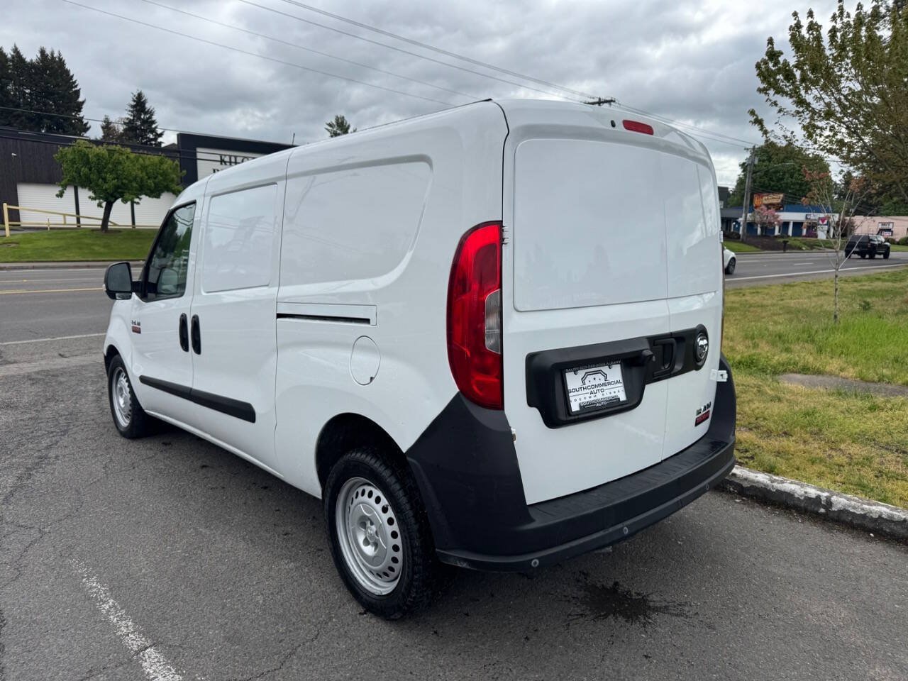 Used 2021 RAM ProMaster City Tradesman FWD image 4