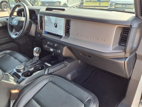Used 2026 Ford Bronco Outer Banks AWD/4WD image 28