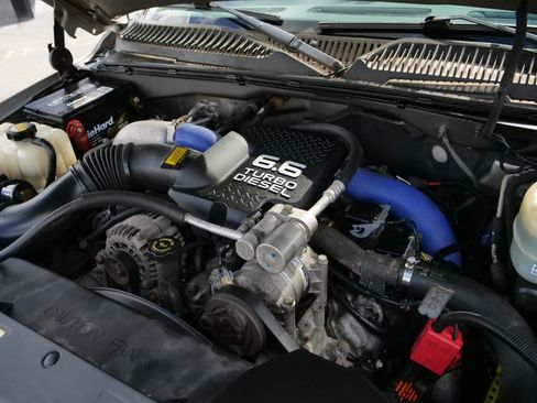 Used 2001 GMC Sierra 3500 4x4 Extended Cab image 37