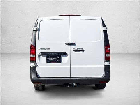 Used 2018 Mercedes-Benz Metris image 7
