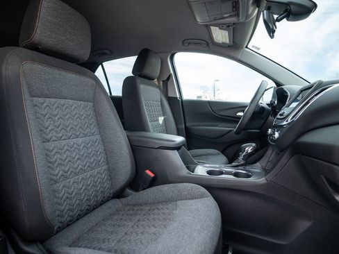 Used 2023 Chevrolet Equinox LT image 13