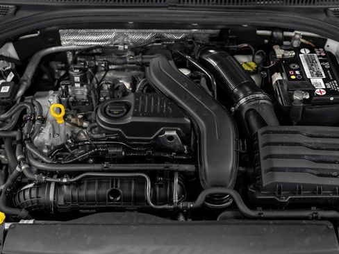 Used 2022 Volkswagen Jetta Sport image 57