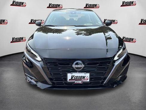 Certified 2026 Nissan Altima 2.5 SV AWD/4WD image 2