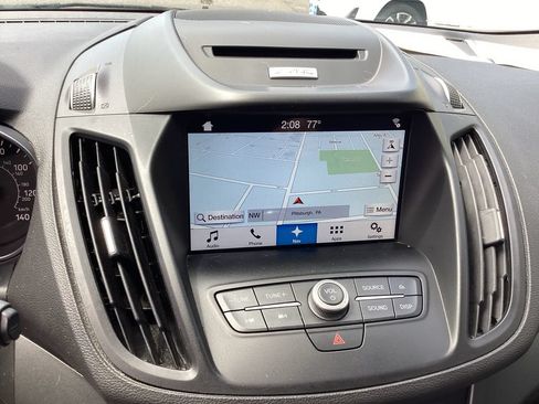 Used 2017 Ford Escape SE w/ Equipment Group 201A AWD/4WD image 26