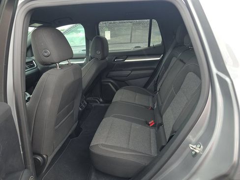 Used 2025 GMC Terrain Elevation AWD/4WD image 9