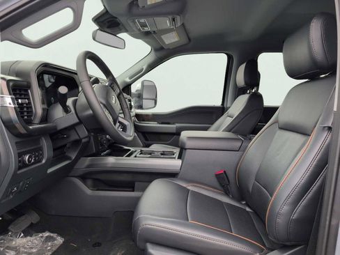 New 2026 Ford F250 Lariat w/ Chrome Package image 8