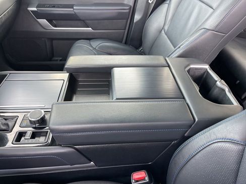 Used 2024 Toyota Sequoia Platinum image 15