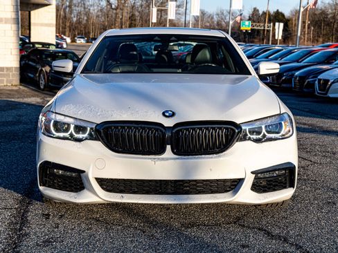 Used 2019 BMW 530i w/ M Sport Package image 2