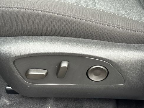 New 2026 GMC Acadia Elevation image 19