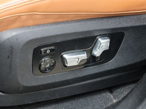 Used 2020 BMW X7 xDrive40i w/ Luxury Seating Package AWD/4WD image 33