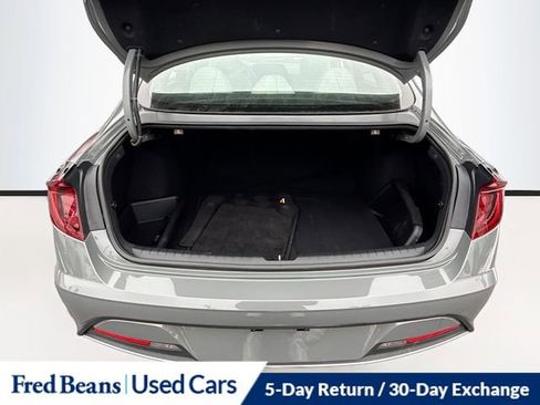 Used 2023 Hyundai Sonata SE w/ Preferred Accessory Package image 24