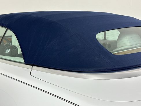 Certified 2016 Rolls-Royce Dawn image 29