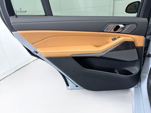 New 2026 BMW X7 xDrive40i w/ Executive Package image 25