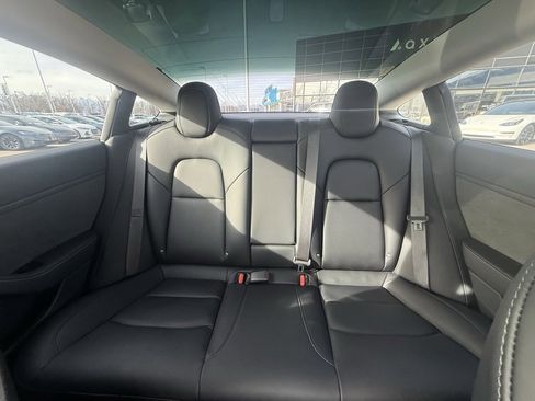 Used 2018 Tesla Model 3 Long Range image 18