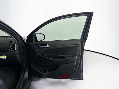 Used 2021 Hyundai Tucson Value FWD image 30