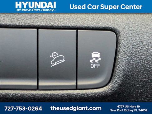 Used 2023 Hyundai Kona Limited AWD/4WD image 33